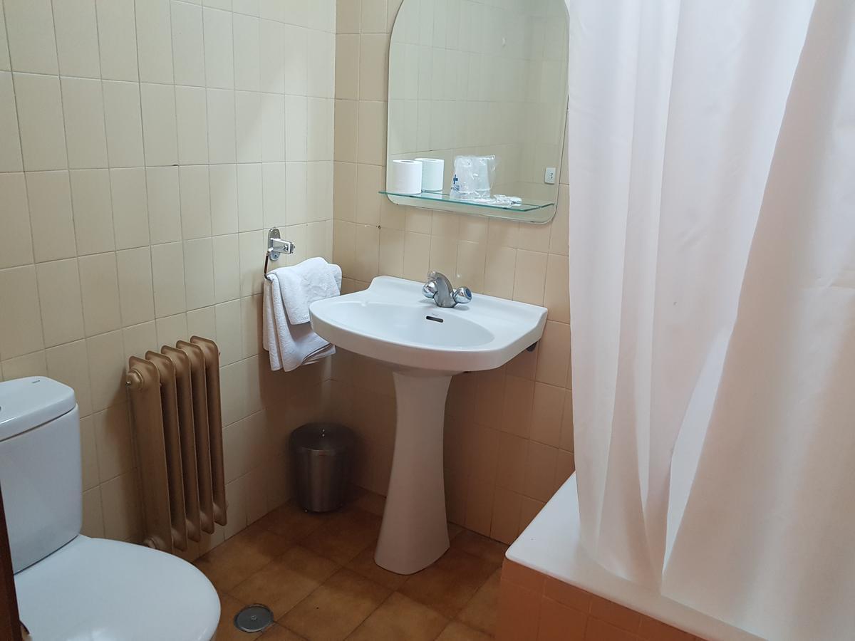 קנטאלחו Hotel- Restaurante El Polvorin מראה חיצוני תמונה